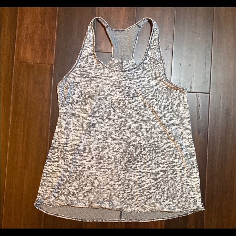 Lululemon Tank Top Bundle - Picture 2 of 6
